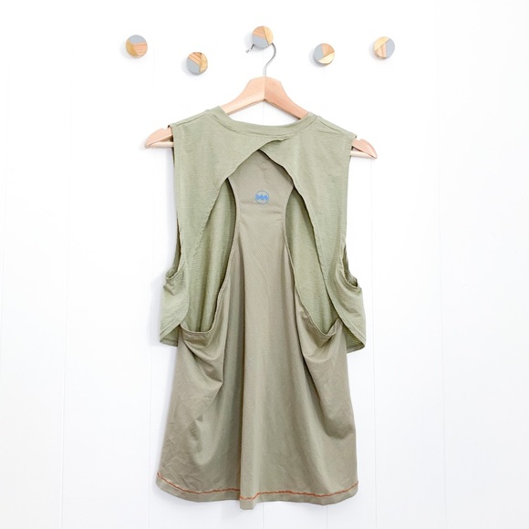 Janji Bolivia Vista Muscle Tank - Picture 4 of 6